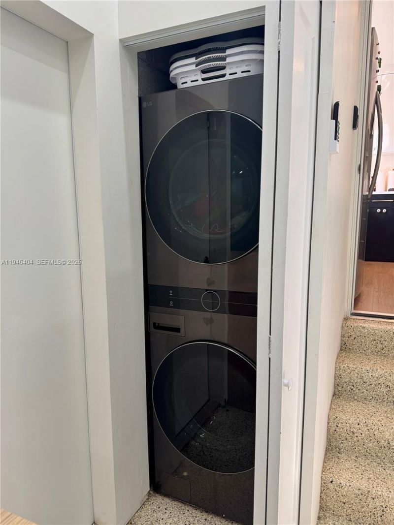 6365 SW 30th St, Miami, FL 33155 Photo