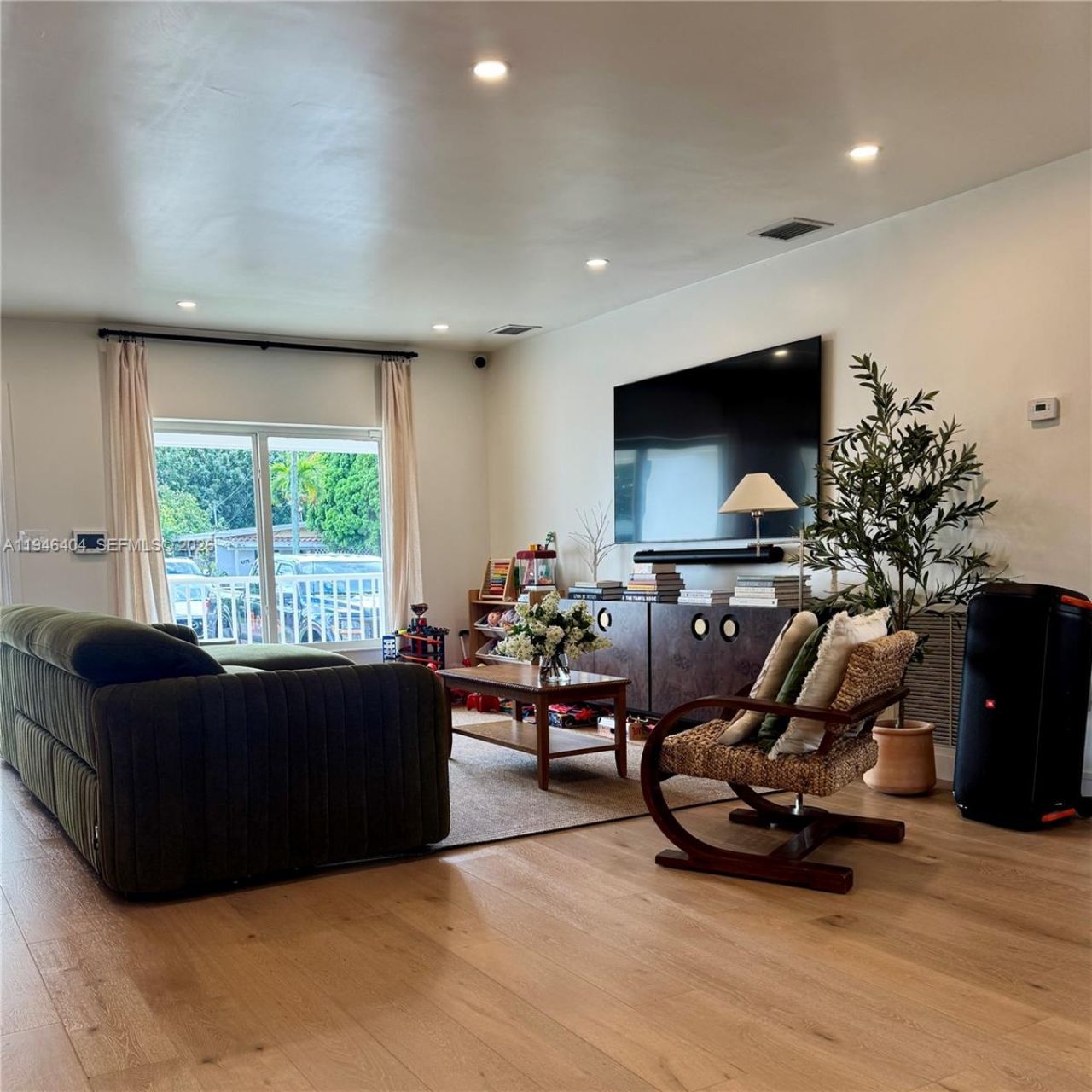 6365 SW 30th St, Miami, FL 33155 Photo