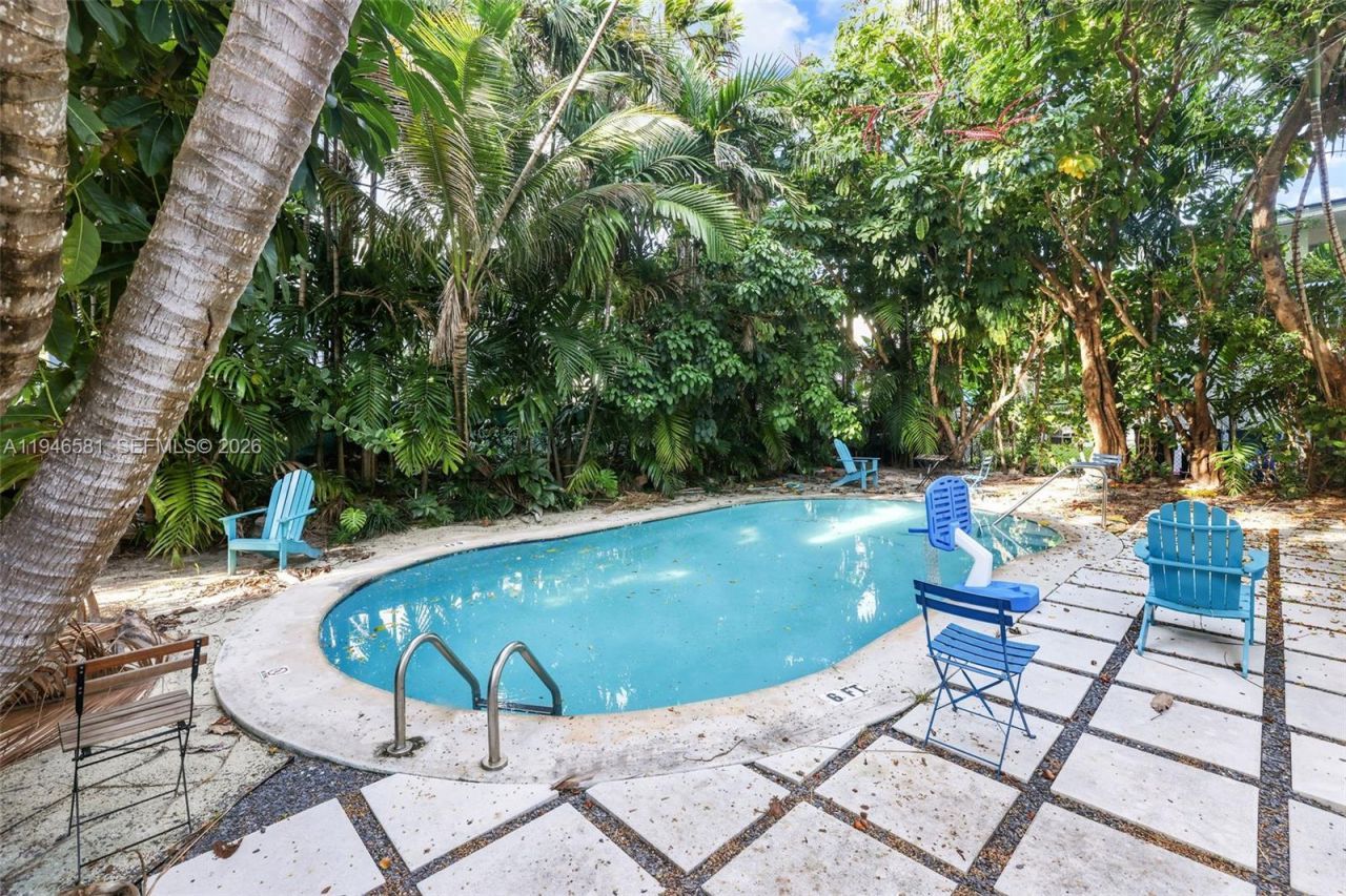 1145 101st St, Unit 4, Bay Harbor Islands, FL 33154 Photo