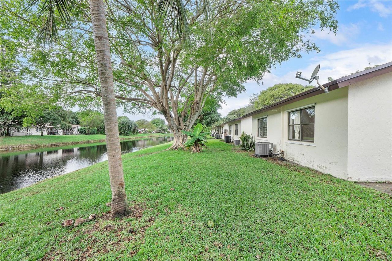 6616 N Parkway Dr, Unit 3-5, Margate, FL 33068 Photo