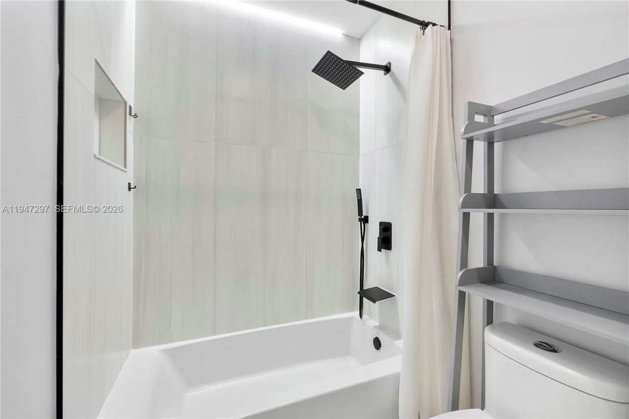 6616 N Parkway Dr, Unit 3-5, Margate, FL 33068 Photo