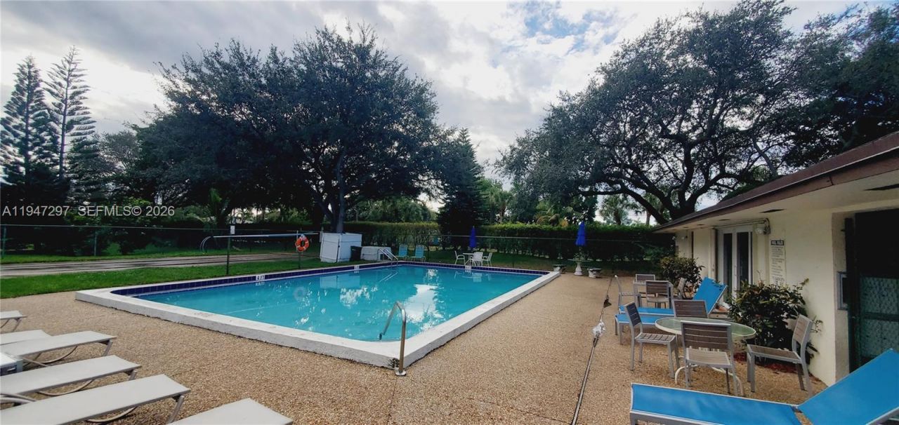 6616 N Parkway Dr, Unit 3-5, Margate, FL 33068 Photo