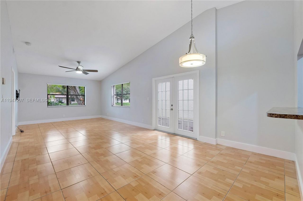 6616 N Parkway Dr, Unit 3-5, Margate, FL 33068 Photo