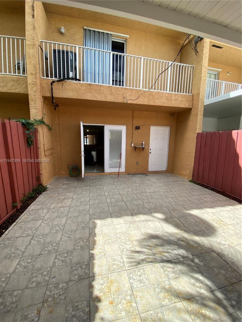 3503 W 76th St, Unit 4, Hialeah, FL 33018 Photo