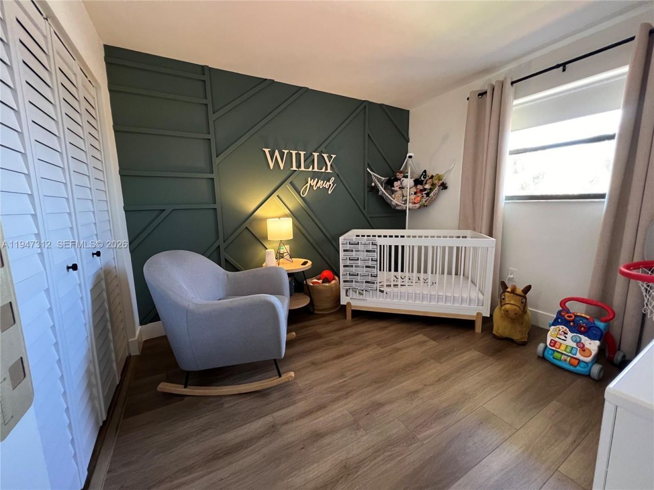 8425 NW 8th St, Unit 406, Miami, FL 33126 Photo