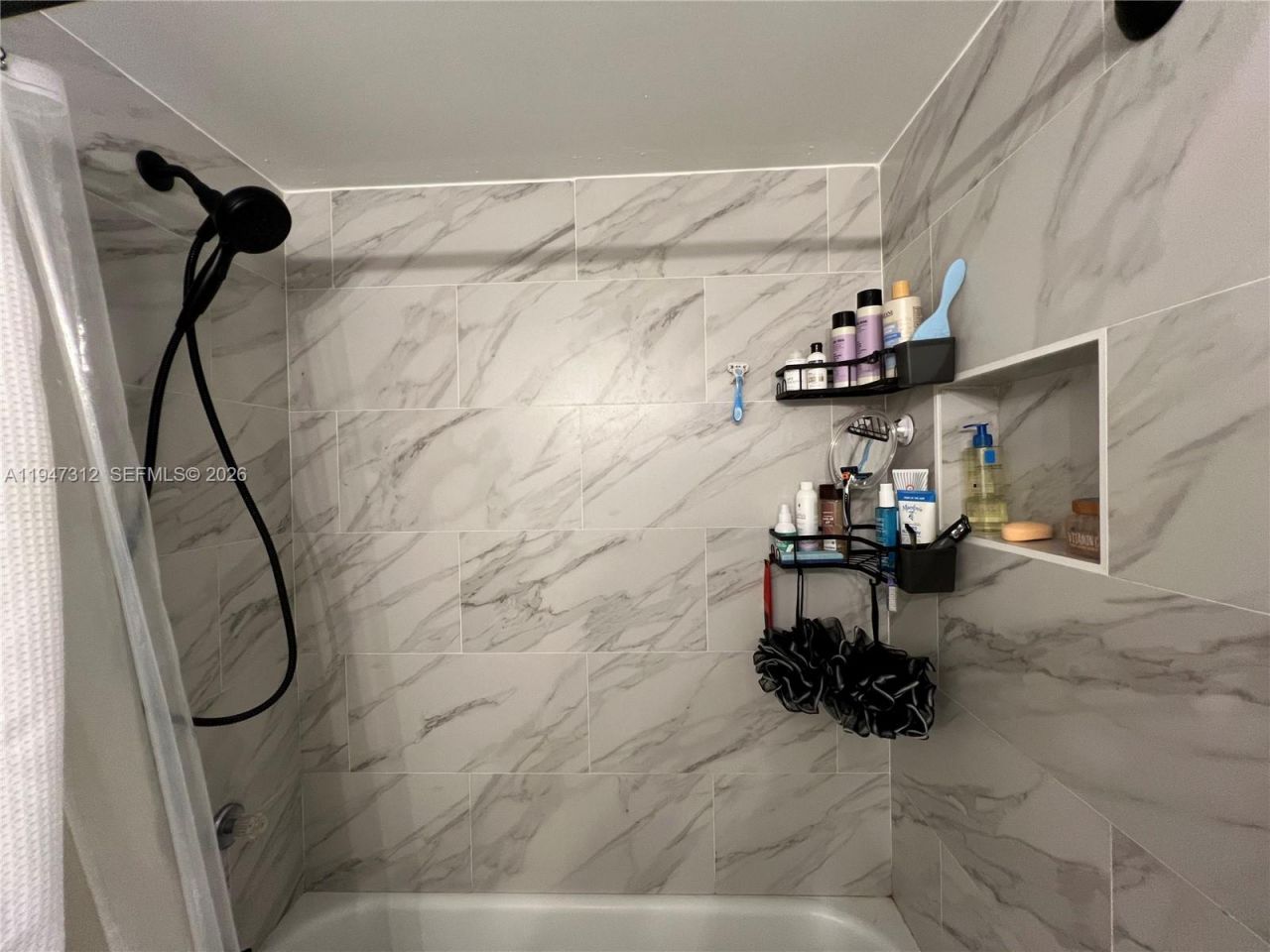 8425 NW 8th St, Unit 406, Miami, FL 33126 Photo