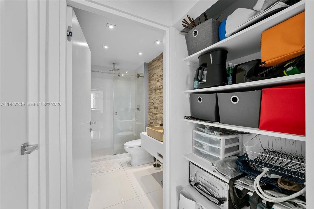 16500 Collins Ave , Unit 2451, Sunny Isles Beach, FL 33160 Photo