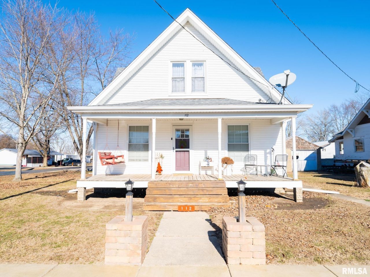 112 W Essex Street, Glasford, IL 61533 Main Photo