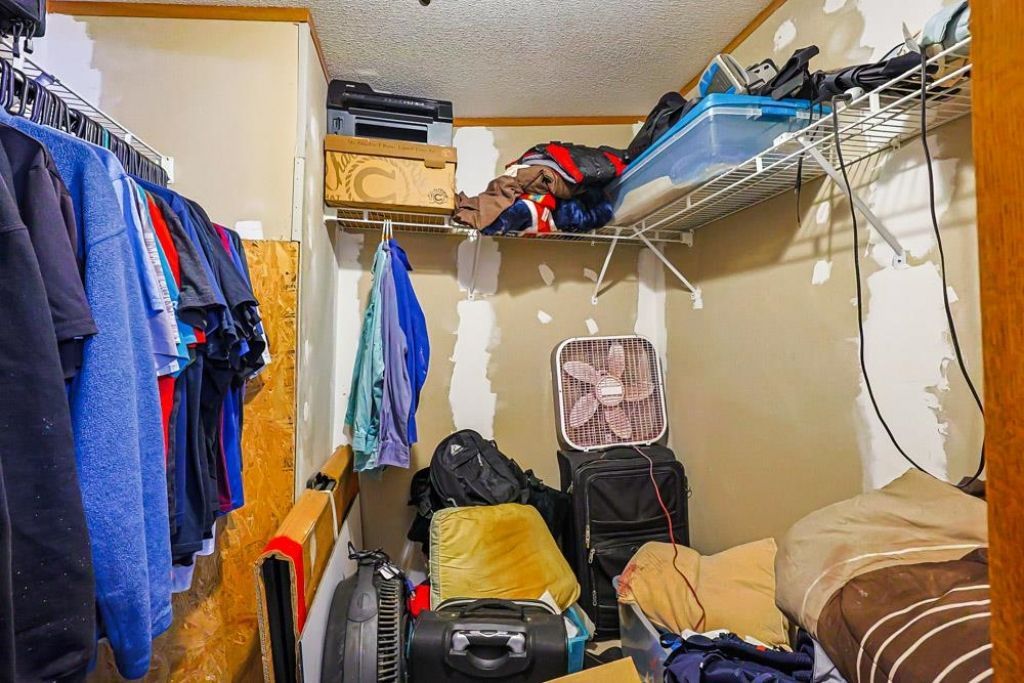 8670 Laurel Wood Dr. Photo 14