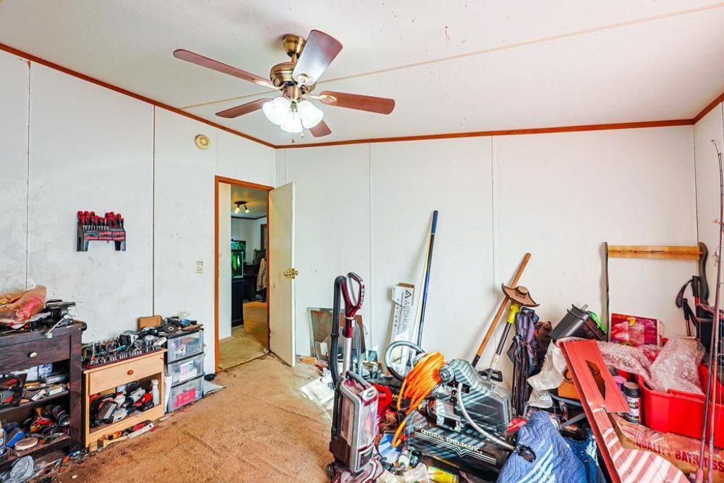 8670 Laurel Wood Dr. Photo 15