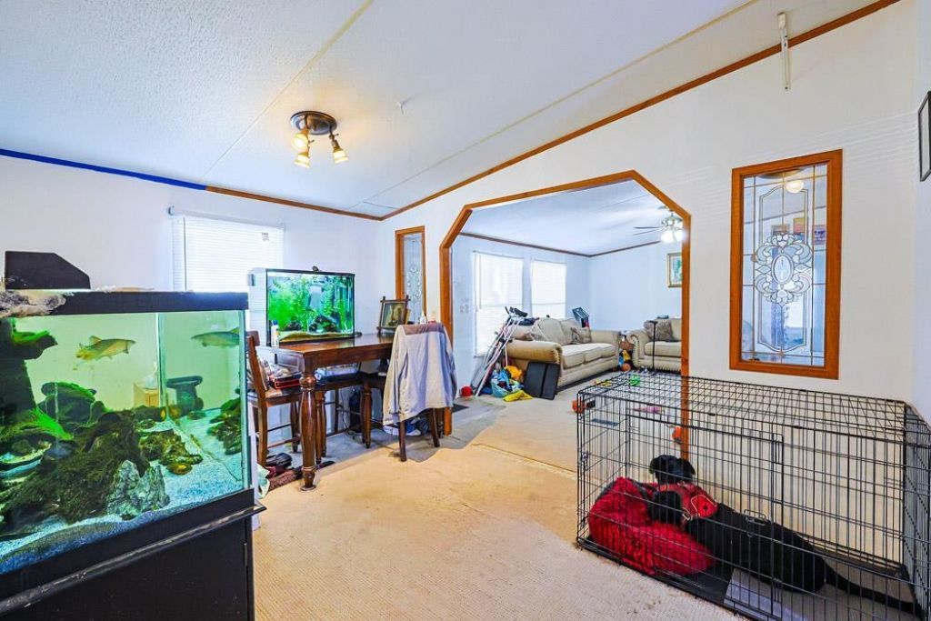 8670 Laurel Wood Dr. Photo 20