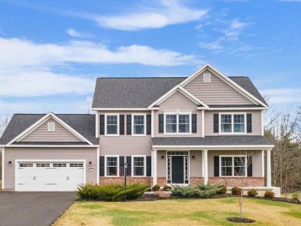 22 Edinburgh Court, Slingerlands, NY 12159