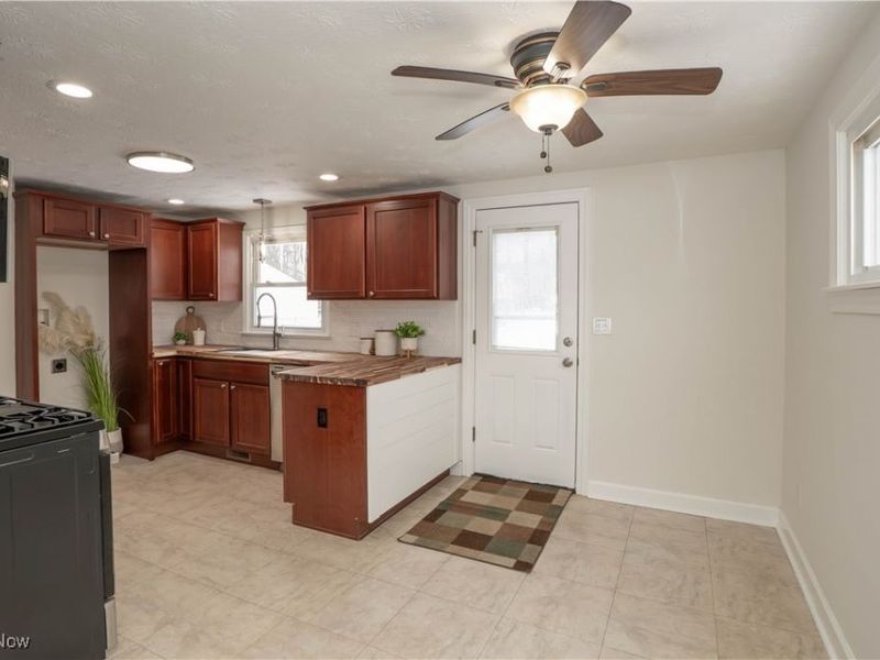 3796 Sanford Drive, Brunswick, OH 44212 Photo 7