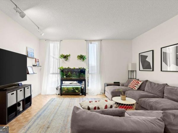 3060 Pharr Court, Unit 313, Atlanta, GA 30305