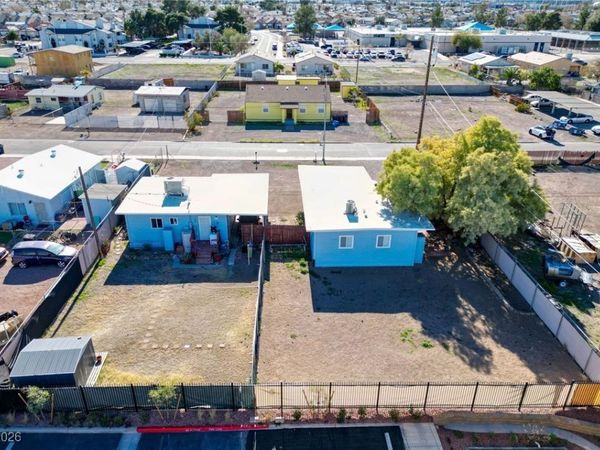 470 Hunter Drive , Henderson, NV 89011