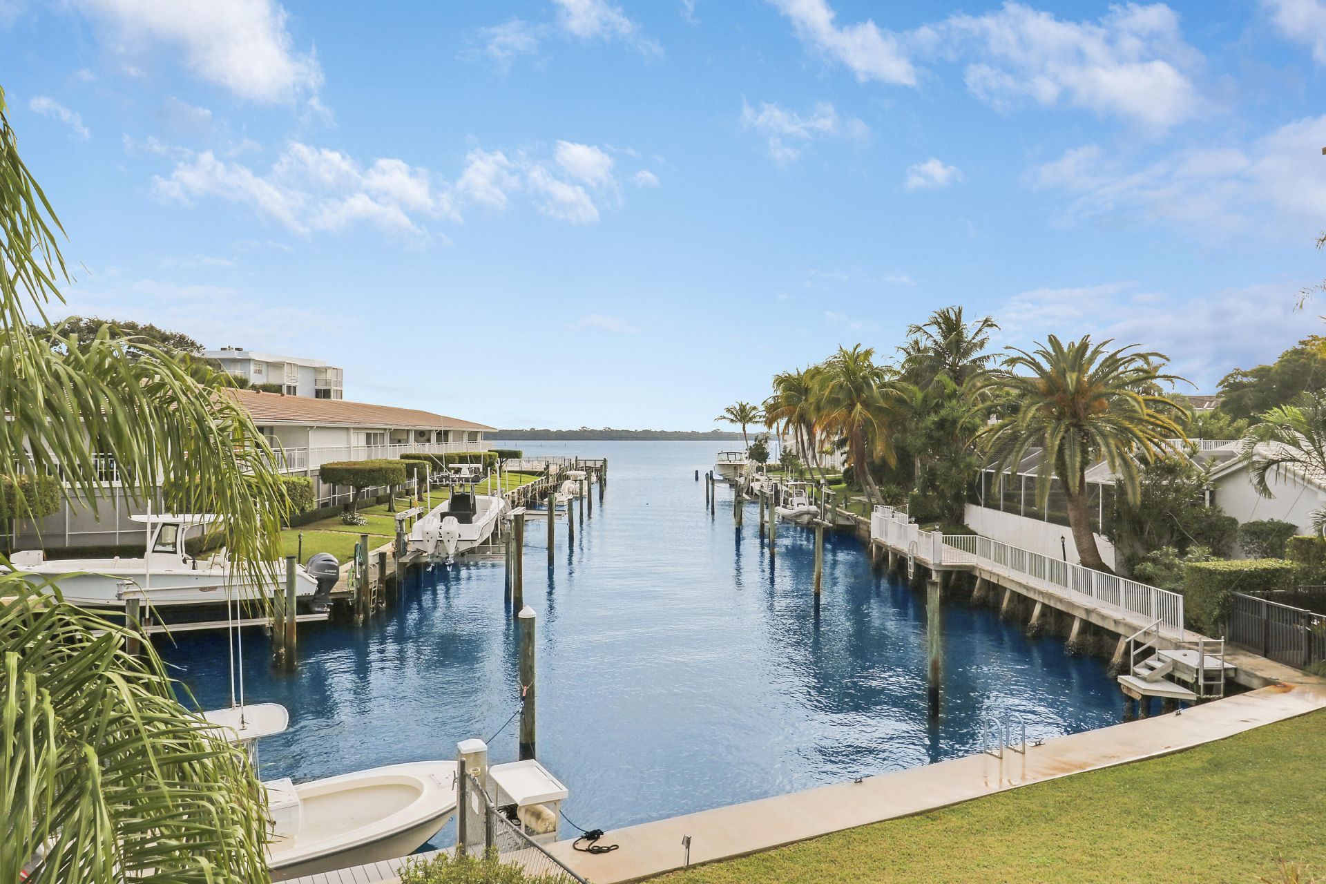 112 Yacht Club Drive, Unit 8, North Palm Beach, FL 33408 Photo