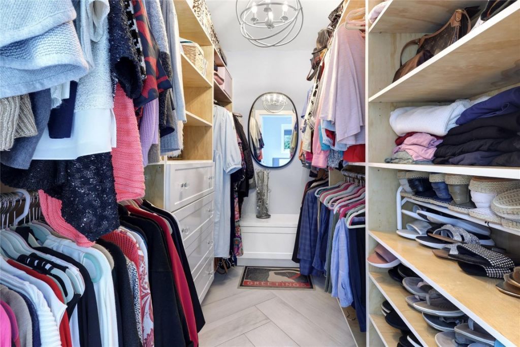 390 NE 10th Avenue, Fort Lauderdale, FL 33301 Photo