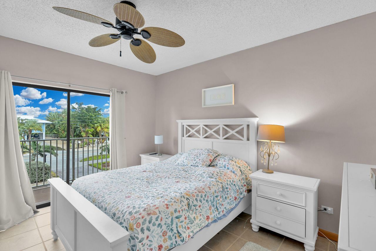 423 Sombrero Beach Road, Unit 9, Marathon, FL 33050 Photo