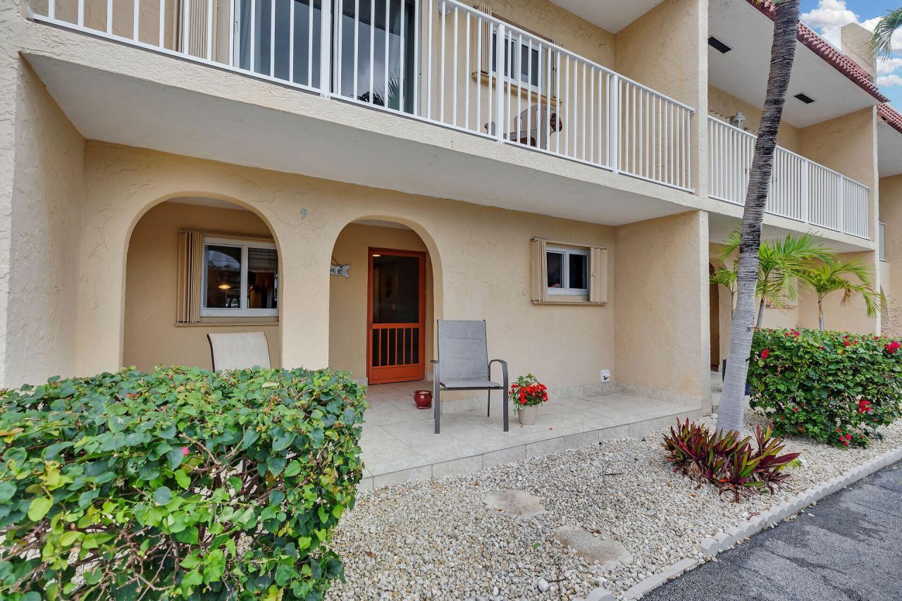 423 Sombrero Beach Road, Unit 9, Marathon, FL 33050 Photo