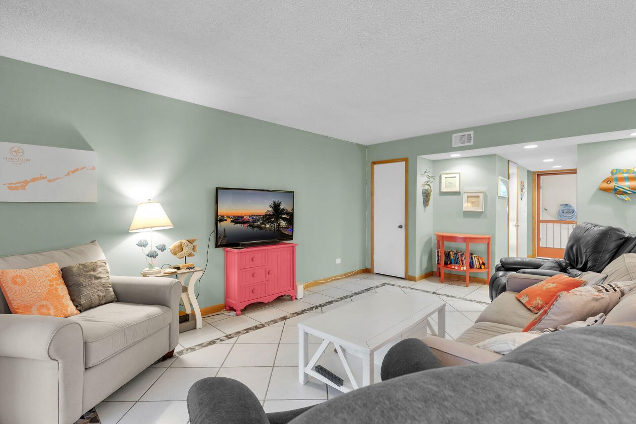 423 Sombrero Beach Road, Unit 9, Marathon, FL 33050 Photo