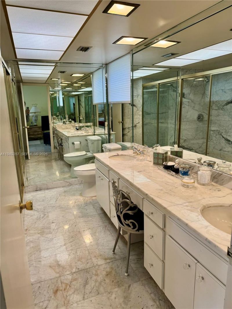 3440 NE 170th St , North Miami Beach, FL 33160 Photo