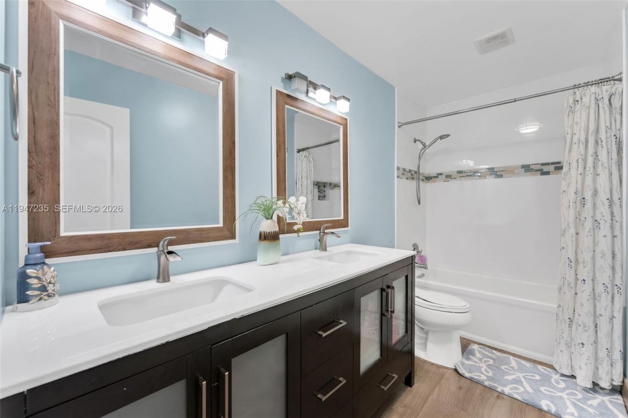 8200 SW 185th Ter, Cutler Bay, FL 33157 Photo