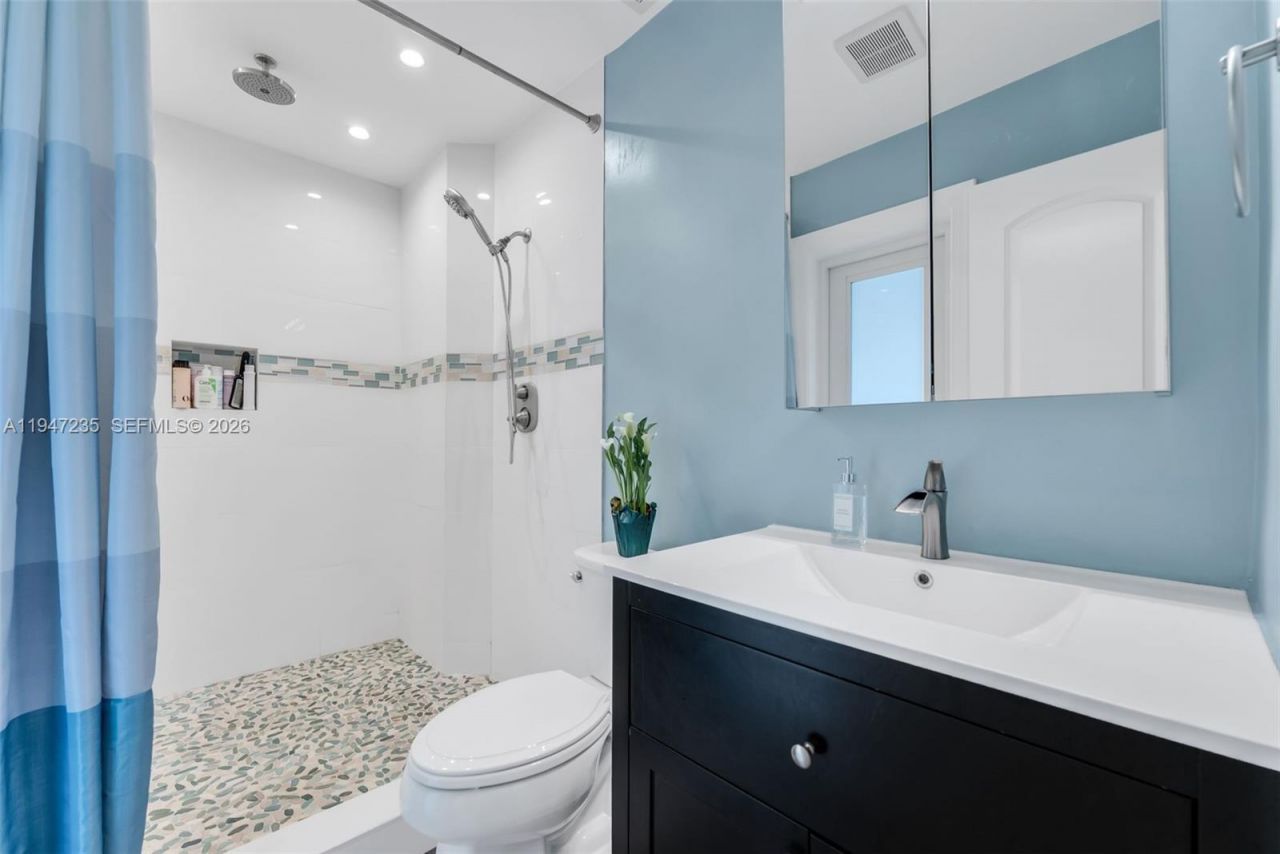 8200 SW 185th Ter, Cutler Bay, FL 33157 Photo