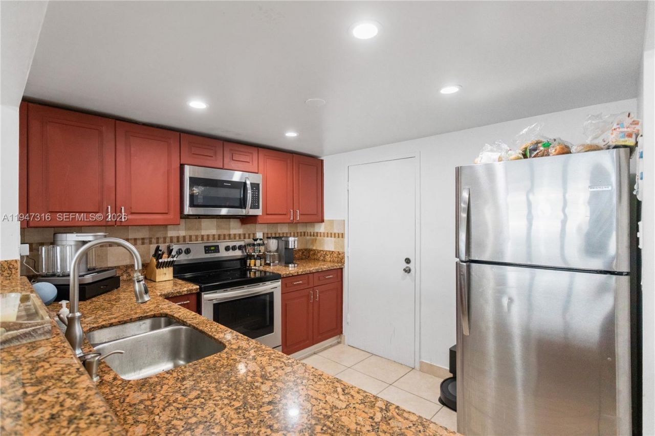 3725 S Ocean Dr , Unit 1117, Hollywood, FL 33019 Photo