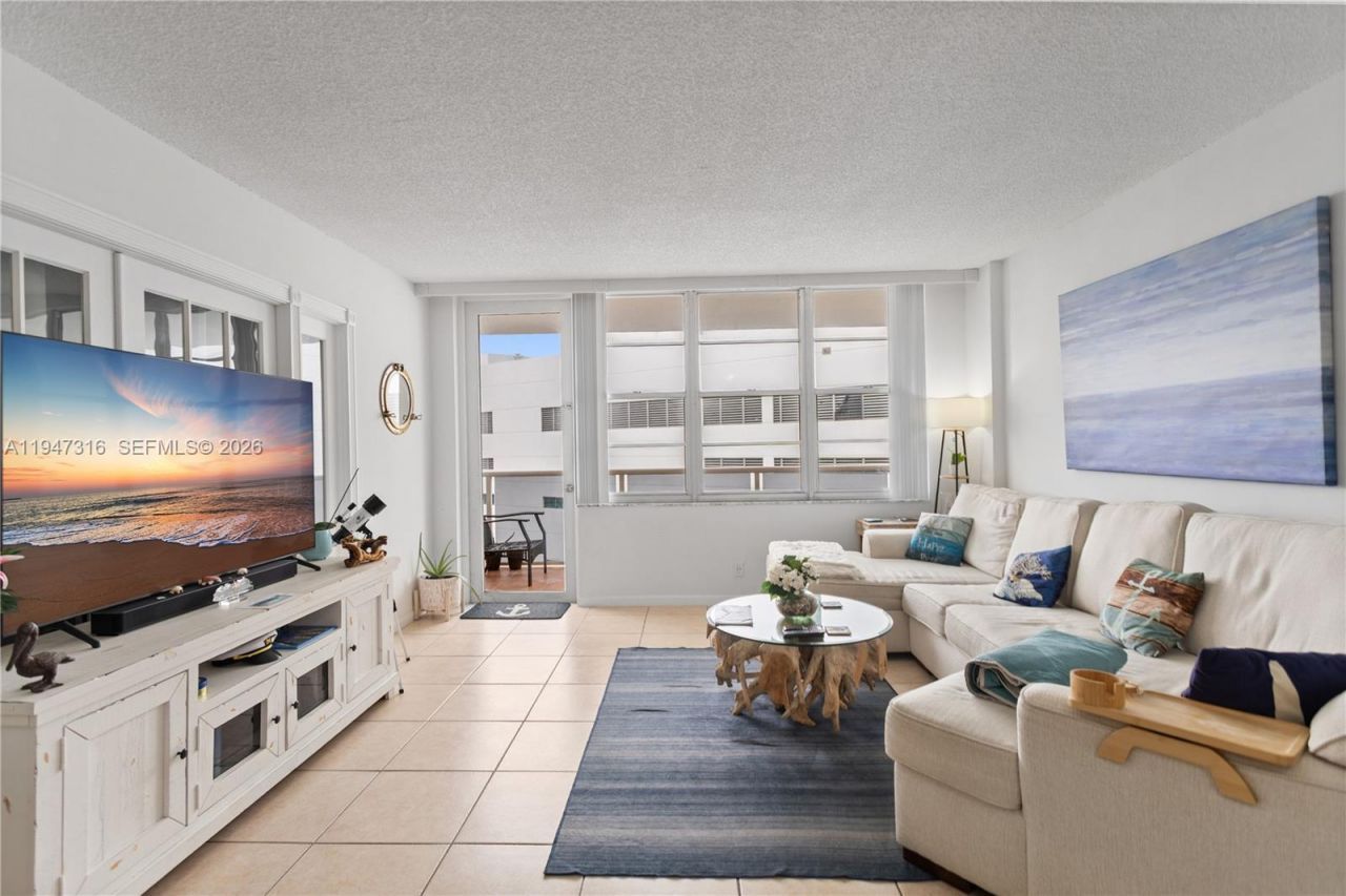 3725 S Ocean Dr , Unit 1117, Hollywood, FL 33019 Photo