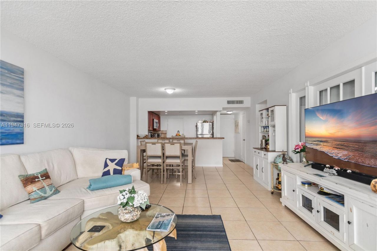 3725 S Ocean Dr , Unit 1117, Hollywood, FL 33019 Photo