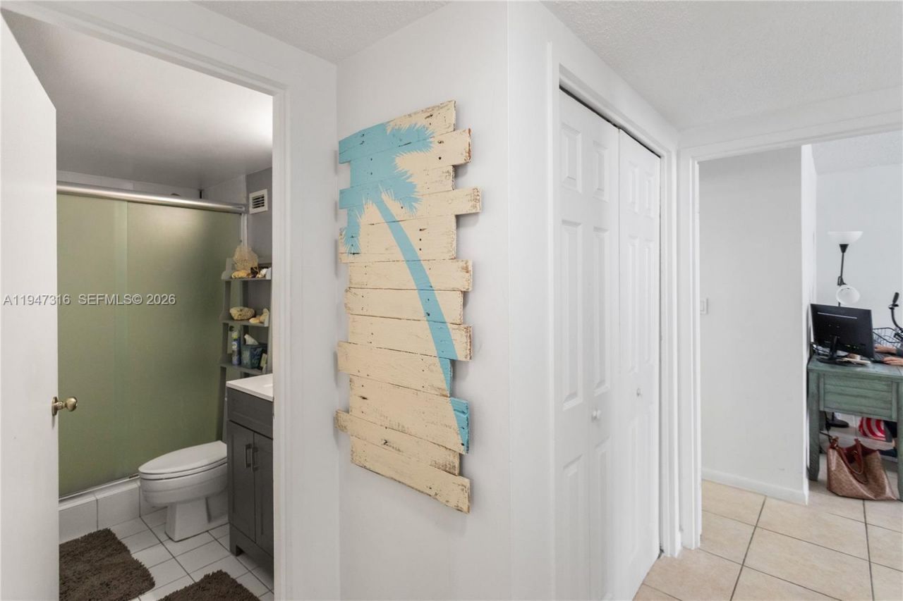 3725 S Ocean Dr , Unit 1117, Hollywood, FL 33019 Photo