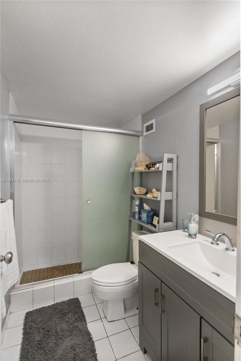 3725 S Ocean Dr , Unit 1117, Hollywood, FL 33019 Photo