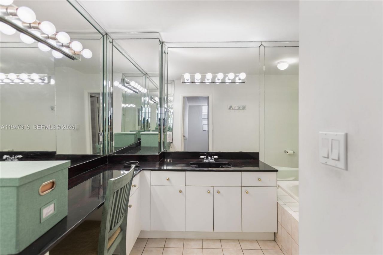 3725 S Ocean Dr , Unit 1117, Hollywood, FL 33019 Photo