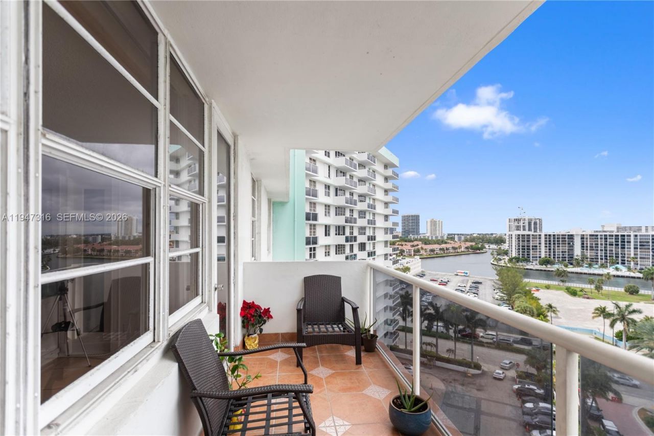 3725 S Ocean Dr , Unit 1117, Hollywood, FL 33019 Photo