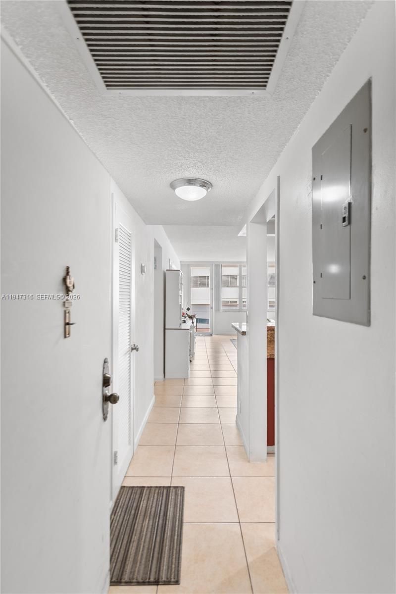 3725 S Ocean Dr , Unit 1117, Hollywood, FL 33019 Photo