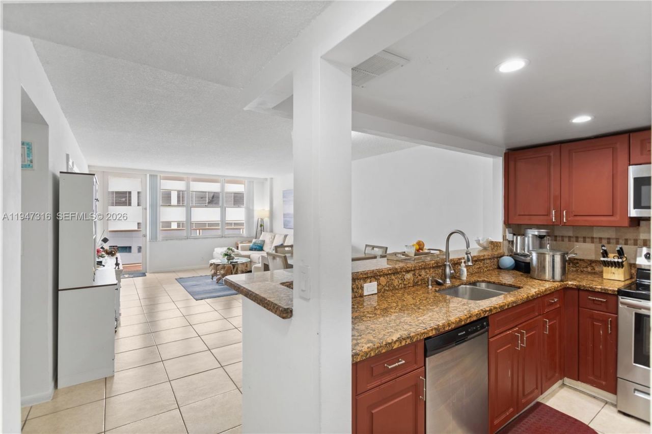 3725 S Ocean Dr , Unit 1117, Hollywood, FL 33019 Photo