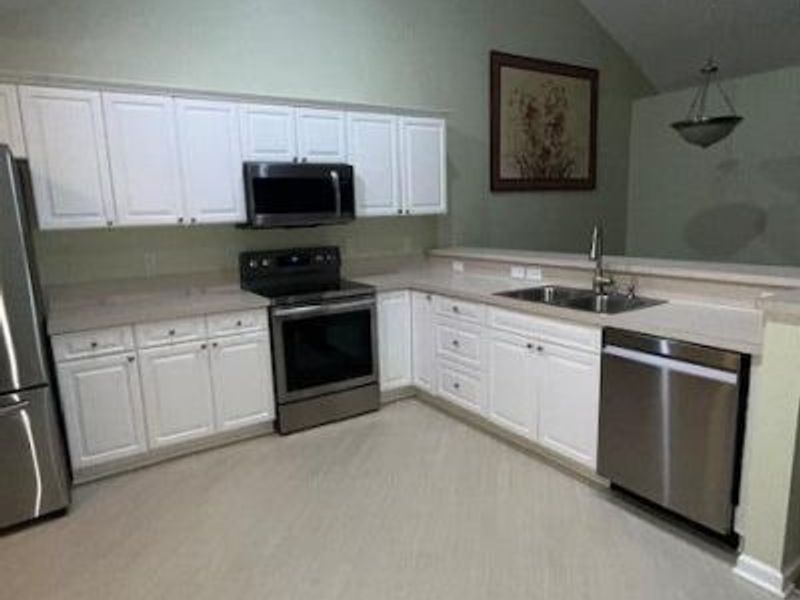 605 Turning Leaf Lane, Heath, OH 43056 Photo 19