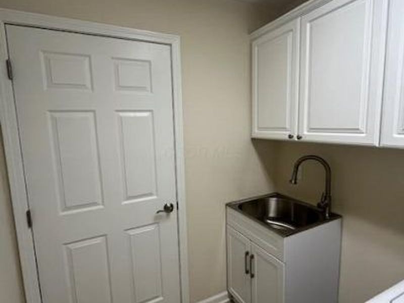 605 Turning Leaf Lane, Heath, OH 43056 Photo 24