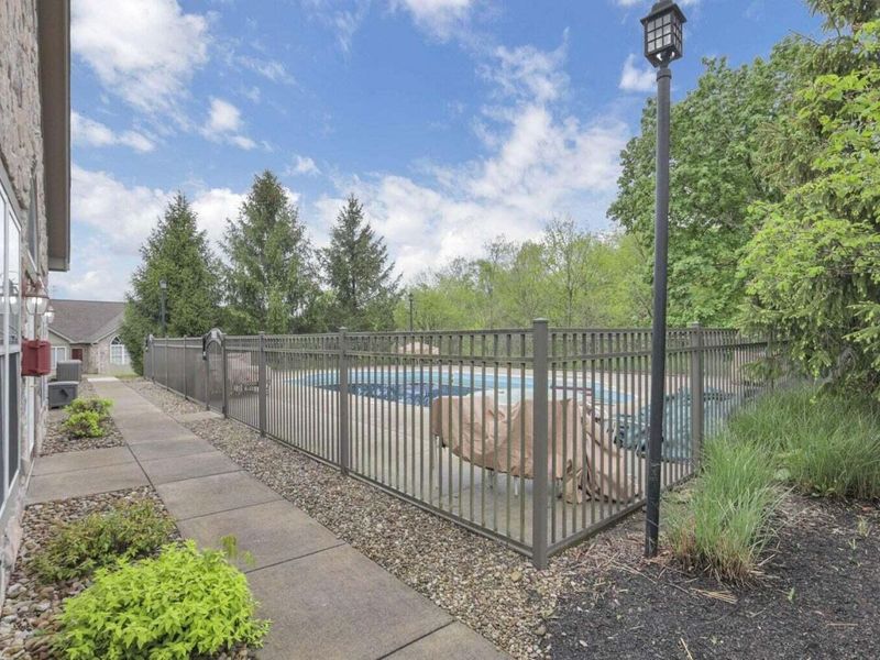 605 Turning Leaf Lane, Heath, OH 43056 Photo 7