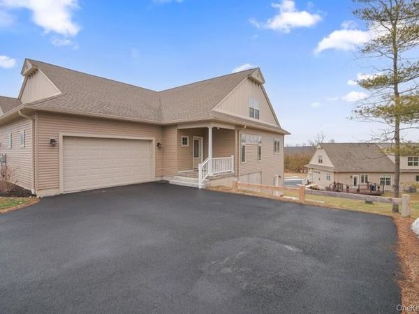 45 ottaway Lane , Campbell Hall, NY 10916
