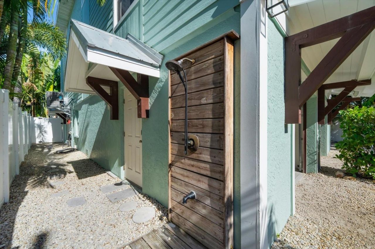 355 Calle Miramar, Sarasota, FL 34242 Photo