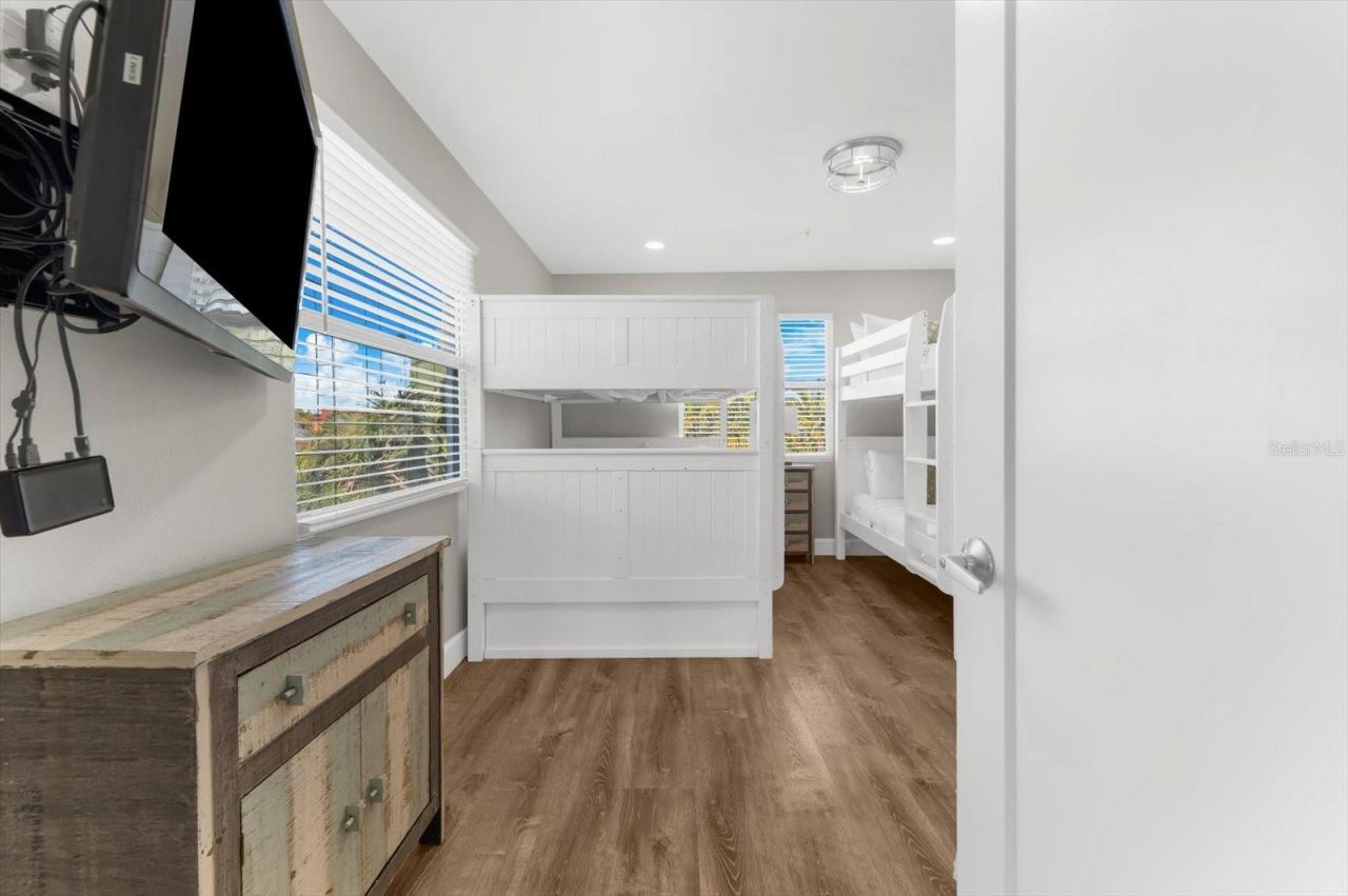 355 Calle Miramar, Sarasota, FL 34242 Photo