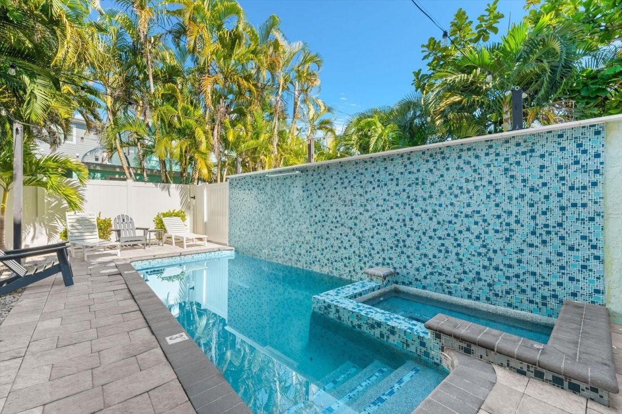 355 Calle Miramar, Sarasota, FL 34242 Photo