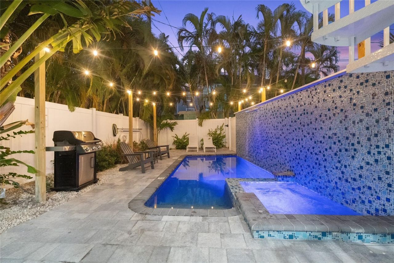 355 Calle Miramar, Sarasota, FL 34242 Photo