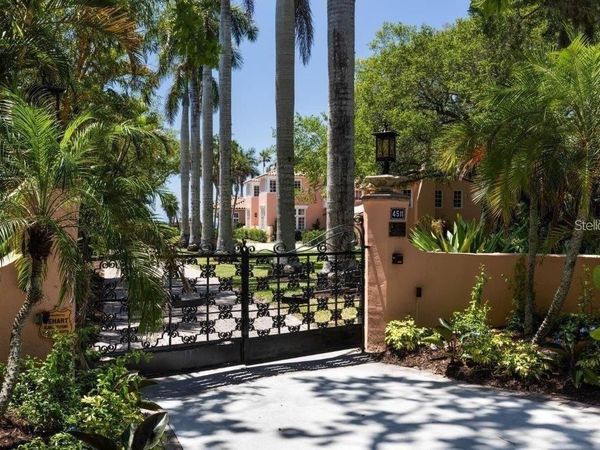4511 BAY SHORE ROAD, SARASOTA, FL 34234