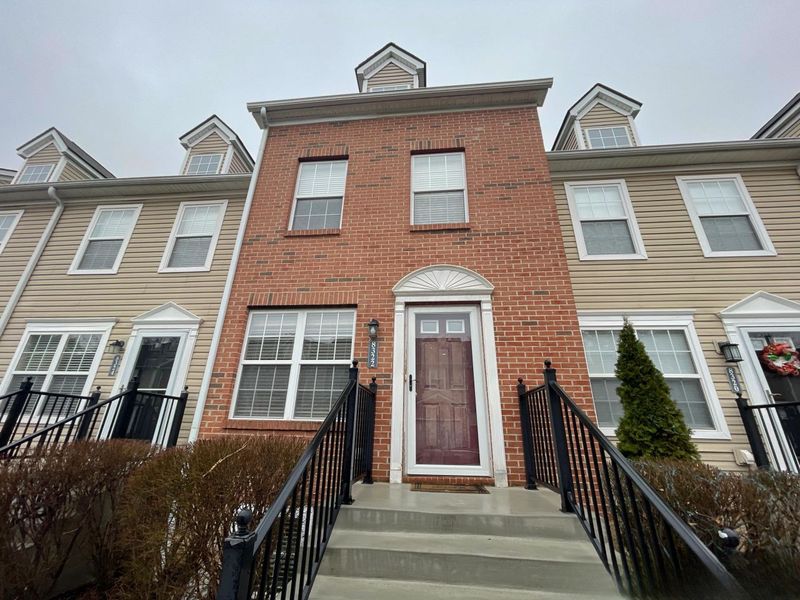 8322 Bruntsfield Road, Columbus, OH 43235 Photo 1