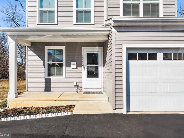 1011 WEST AVENUE, NEW CASTLE, DE 19720