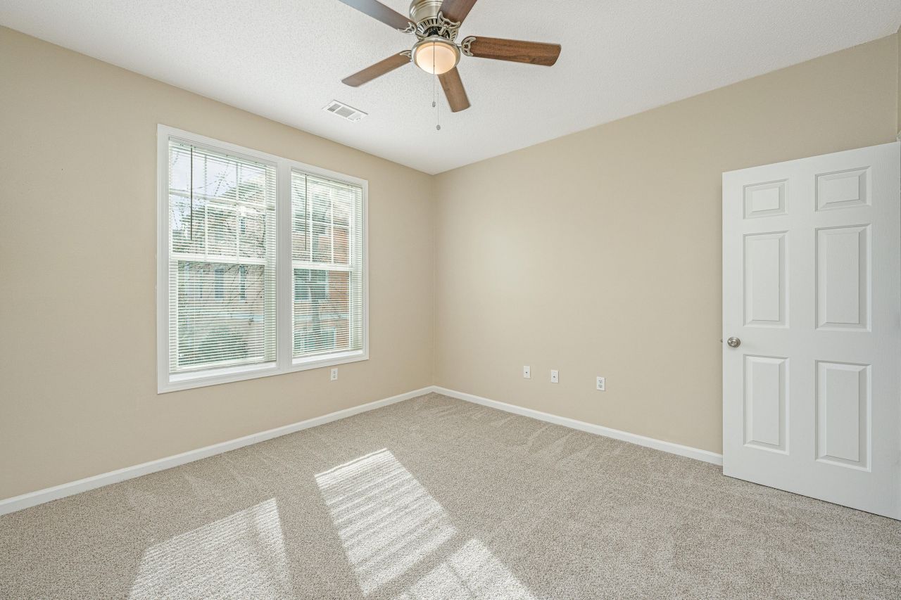 2127 Chatelain Way Photo 16