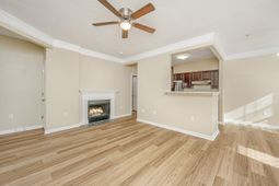 2127 Chatelain Way photo 4