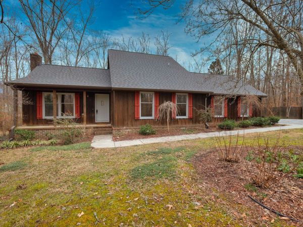 954 Belmont Rd, Manchester, TN 37355